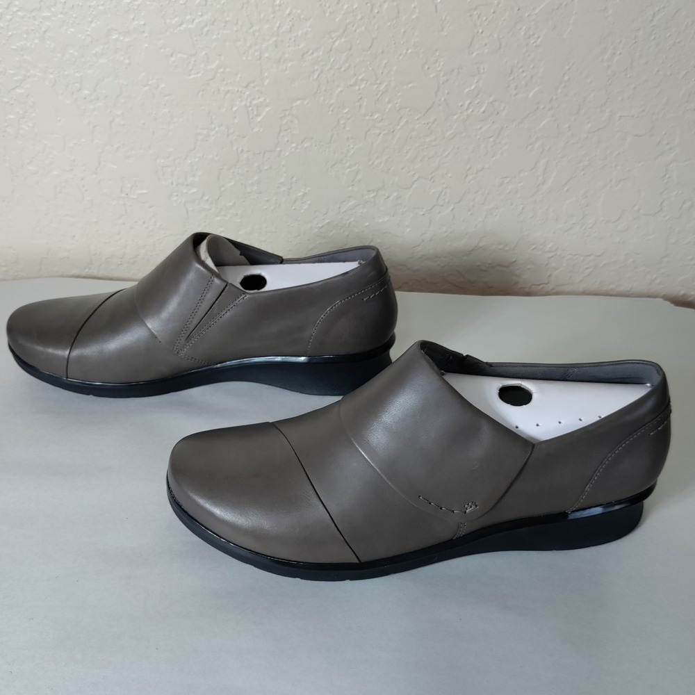 Clarks Hope Race Grey Leather Slip On Loafers Womens 11W Wide Low Wedge Shoes